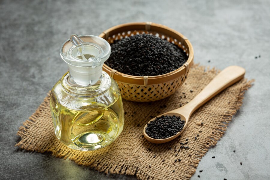 black seed oil ; Amazing elixir - hosnaexport